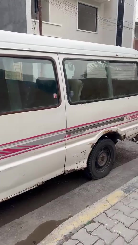 سلام عليكم كيه مازده 94 مصفره المكان بغداد قضاء الحسينية السعر 20 للاستفسار ***********
