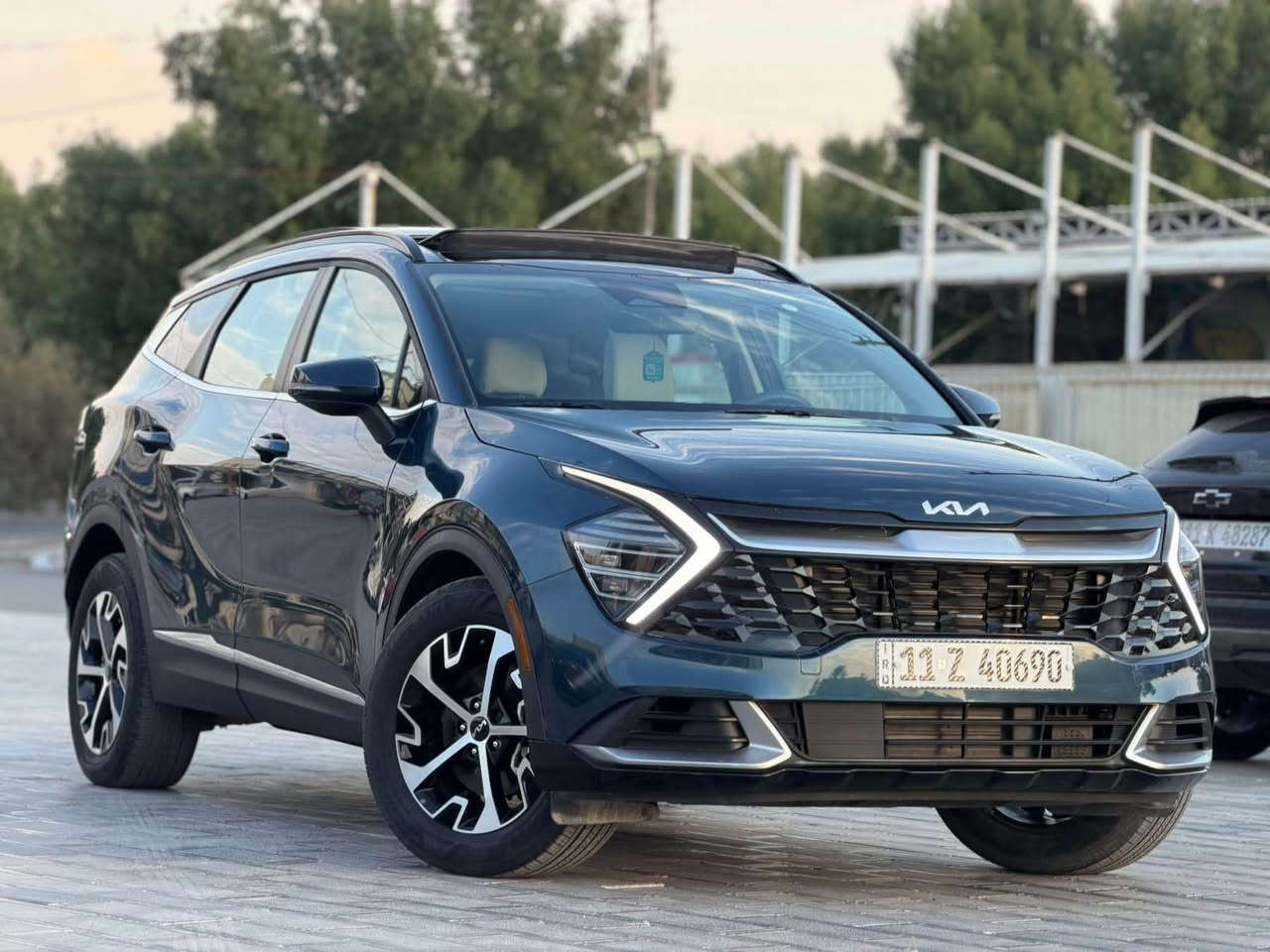 ﷽
السلام عليكم سبورتج 2025  EX هايبرد  وارد امريكي 

حجم المكينه : 1600 تيوبو + نظام هايبرد     

             ماشيه : 1700 ميل   

           الايرباك : دركه فقط 

الضرر : صبغ جاملغ وباب يمنه فقط 

 

           

#المواصفات

1. شاشه كبيره

2. بصمه

3. شحن وايرليس

4.تشغيل عن بعد 

5. كامرا

6. رادارات جانبيه

7. رادار امامي

8. لايتات لد 

9. بكلايت لد 

10. كشنات جلد ابيض

11.هيترات بالكشنات

12. ويل كب 

13.اشاير بالمري

14.كيجات دجيتل 

15. قطعتين تبريد 

16. تبريد بيانو 

17. تحكم 

18. نظام سبورت ايكو عادي

19. فور ويل 4x4

20.ايقاف ذاتي اوتو ستوب

21.حساسات خلفيه

22. اوتو هولد 

23. نظام منحدرات 

24. كشن السايق كهرباء

25. بنوراما

 

السعر : 218$ و بيه مجال للطيبين

تفاصيل اكثر هذا رقمي *********** تحياتي 

مكاني بغداد الزعفرانيه بغداد, العراق
