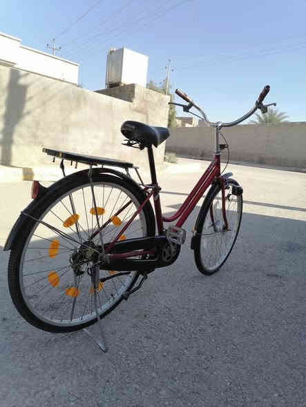 سلام عليكم بايسكل للبيع حجم،26 ياباني عين سحريه شغاله وبريكات شغاله امامي وخلفي وزوج تواير جدد وياله عدله وستانه وسطيه وكاسحه بايسكل كامل كلشي ماعايزه ويا سله بس تنشد سعر 75 وبي مجال قليل قليل رقمي *********** مكاني حصيبه
