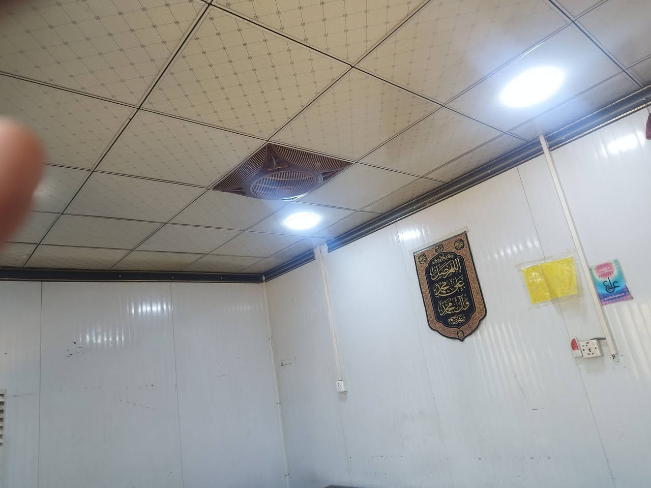 كرفان قياس
3 * 4.5 للبيع 
القاعدة السفلية بوري ٤ * ٤ 
٢ملم بلاويد خشب 
السقف سندويج مع سقوف ثانويه تأسيس كهرباء كامل 
السعر خاص او الاتصال على الرقم 
***********
