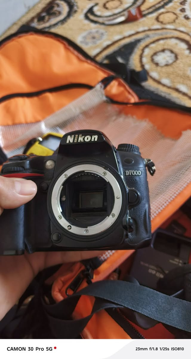 #للبيع نيكون 7000/7100
قيم واخذ


**إذا كنت صاحب هذا الإعلان وتريد حذفه لأي سبب، رجاءا أرسل رسالة إلى الدعم الفني**