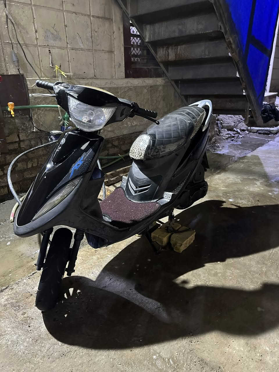 السلام عليكم دراجه للبيع ماكس عدله كهربائيات كلها شغاله عدادات شغاله نكره سلف شرط دراجه انضف من صوره نهضه و معدل كفرات ختم واحد دراجه مامفتوحه …. سعر 650 وبيها مجال


**إذا كنت صاحب هذا الإعلان وتريد حذفه لأي سبب، رجاءا أرسل رسالة إلى الدعم الفني**