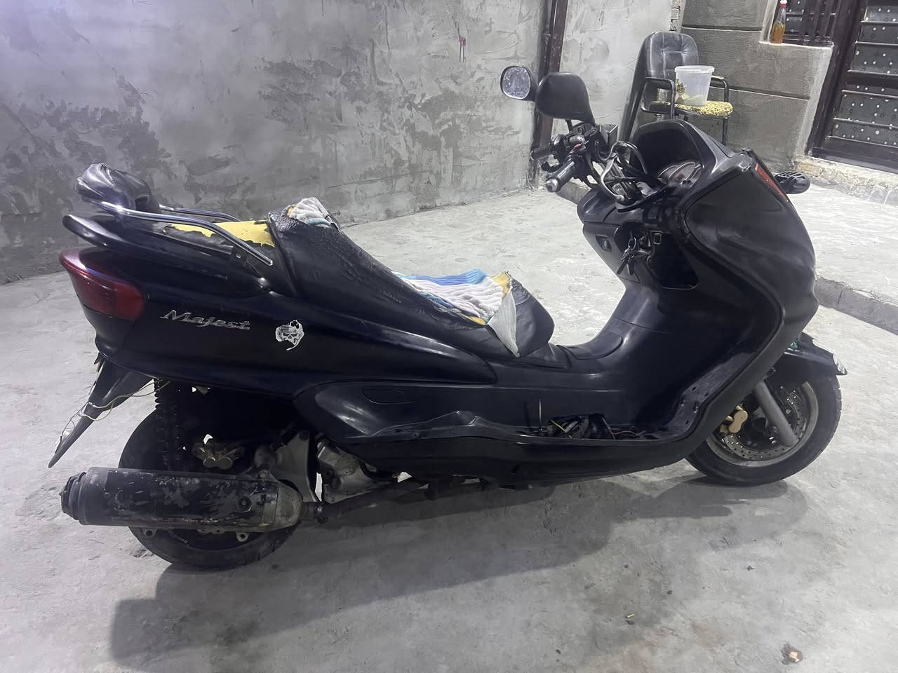 سلام عليكم مرخصت مدير الكروب دراجه ماجسته مكينه مبدل طابوكه كامله جديده ول باقي كله مكفول وشغال او مروس بداله إيراني نامه  وطي فوق قليل مكاني القرنه الثغر ٣٥٠وبهه مجال رسني وساب فقط ***********
