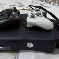 اكس بوكس 360 • ٢٢ لعبة • جوستك ٢