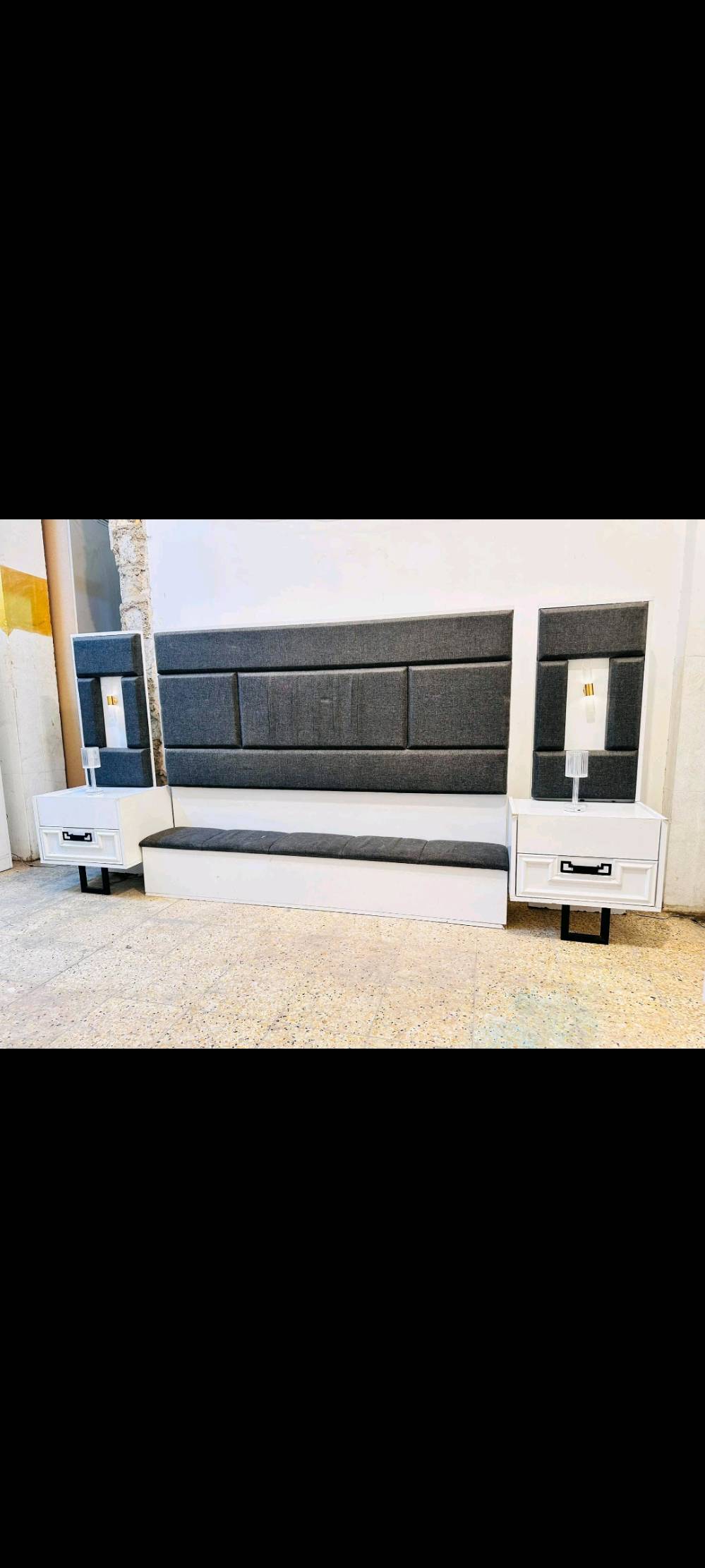 غرفة نوم تركي 🇹🇷 مستخدم 
نضافه 90‎%💯
تتكون من 9 قطع 
برغي وجوي حديد + شازلون مخزن
+ سكك سل ستيل يدات سل ستيل + اناره شغاله 
توصيل وشد داخل بغداد مجاناً 
محافظات كروه رمزيه