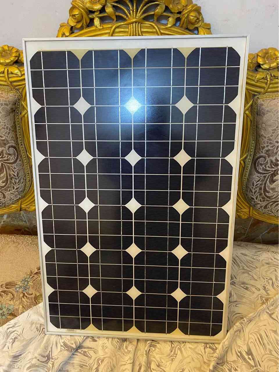 خلية شمسية شغالة 
البلديات شارع ٣٠ قرب مول العائلة 
*********** السعر ٥٠ الف بغداد, العراق
