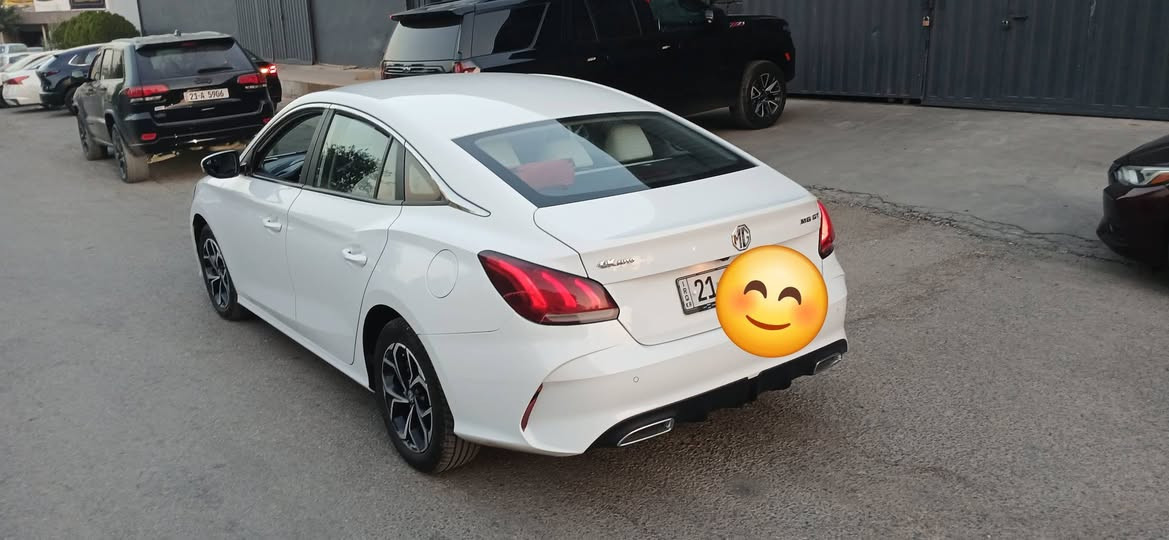 MG GT 2023 COMFORT
بەسمە، شاشە ئایپاد ، کامێرا، حاسە ، لایت لیدو عەدەسە، دەرگا بەسمە ، گێچ ئەلیکترۆنی و زۆر مواسفاتی تر ، بێ ساردو بێ بۆیاخ ، تەرزەی نیە نمونە لە جوانیا ، نرخی 107 و مامەڵە 
***********
