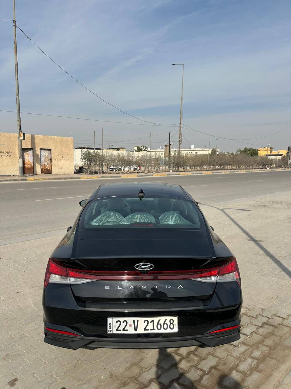 السلام عليكم هونداي النترا   موديل2023  ✨
(( سيارة ماشية 40 mi))
                  ~رقم اربيل  الدولي ..
 :؛ / سيارة حادثها دعامية  وربع بنيد صبغ 
 ""باقي كفالة عامة كلش مكفولة
 / فول موصفات  عدة فتحة سقف  
        🚗موصفات سيارة 🦯معروفة 🚗
& بدون شواصي بدون لغود دواخل كلة مكفول ⚡️
✨احلى من صور سيارة جاهزة  ✨ 
      (  مكينة 2.000 دوش )
                    $السعر 152 وبيها مجال $
                (العنوان البصرة الجنينة )
      رقم ,,,***********,,,,
