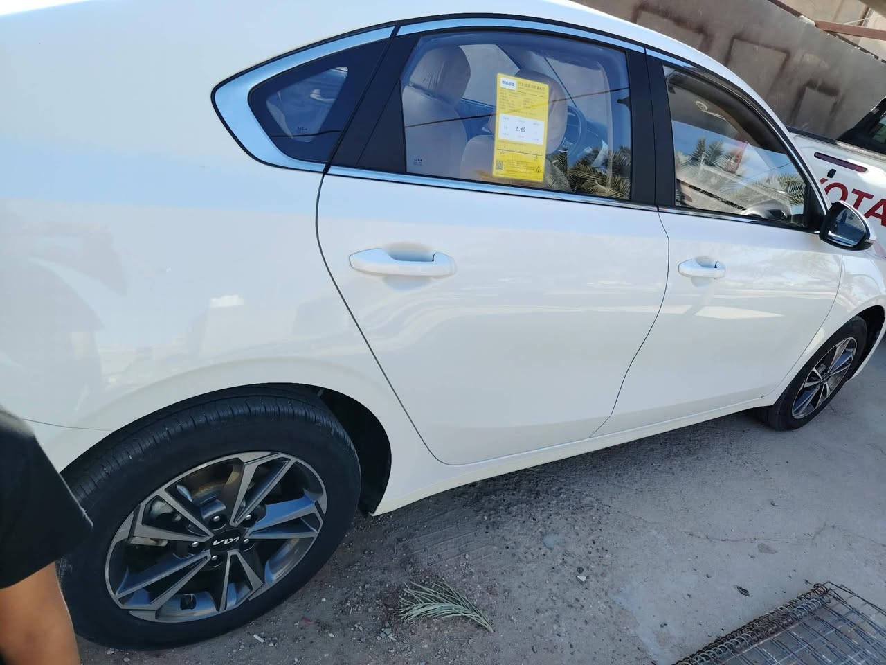 كي 3 موديل 24 معوقين مثنئ فول موصفات مكفوله محرك 1500 ماشيه 47 الف السعر خاص او علئ رقم الموبايل ***********
