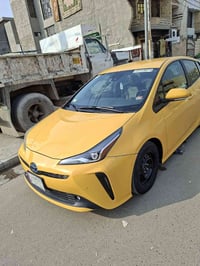 تيوتا بريوس ٢٢ عداده ٦٨  عنوان غزاليه للبيع او مراوس ٠٧٧٠٩٨١٩٥٢٦ ٠٧٨٠٠...