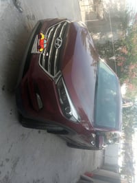 توسان  رقم بغداد موديل 2017امريكي مواصفات عاديه محرك جي دي اي ماشيه 73...