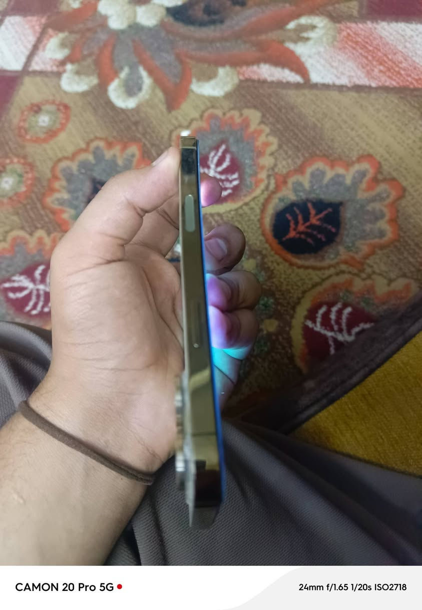13 برو ماكس ذاكره 256 بطاريه 88
مبدل شاشه فقط فيس ايدي شغال
وضهره مثل ماموضح بلصوره 
360 نهايته بدون عمله
بغداد حي اور
***********
