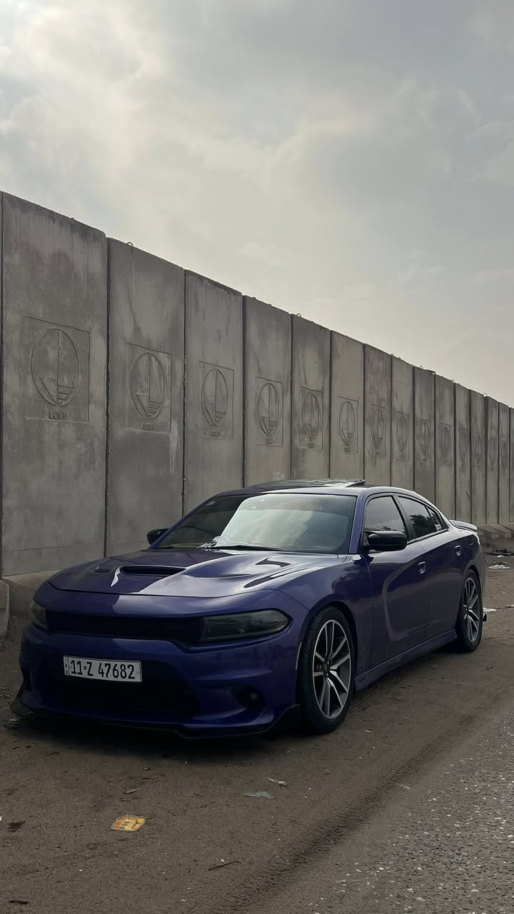 ارتي 2023
لون مميز بنفسجي 😈
ماشيه 20500 ميل زيروو 
رقم بغداد باسمي 
فووول مواصفات للاخير البالك تلكاه بيها 
—————————————
1-رادار امامي 
2-حساسات خلفيه 
3-حساسات بالمري 
4-فتحه سقف 
5-مري اسود بلاد 
6-كشنات مخمل حضن 
7-تدفئه تبريد كشنات 
8-خزن ميموري 
9-شاشه كبيره 
10-ستيرن كهرباء 
11-كشنات كهرباء
12- نظام gps بالشاشه وتحكم car play
13- مرايه اوتو تعتيم ذاتي 
14-هيتر بالمري 
 15- نظام سوبر سبورت تراك 
16-بصمه تشغيل عن بعد 
وهواي مواصفات معروفه 
—————————————-
الاضافات العليها 
—————————————-
1-لحيه اماميه 
2-زعانف خلفيه 
3-مري باتمان 
4-شفقه خلفيه 
5-+ كزوز srt دبات سود وعليها وسطيات سل ستيل slp صوت رعب 🥱
——————————————
سياره كير مكينه كفاله 
ضربتها كدامكم صور الحادث
رقمي للاستفسار ***********
❤️‍🔥
❤️‍🔥 ملاحظه قيم بما يرضي الله وحطو سعركم وبخدمتكم
