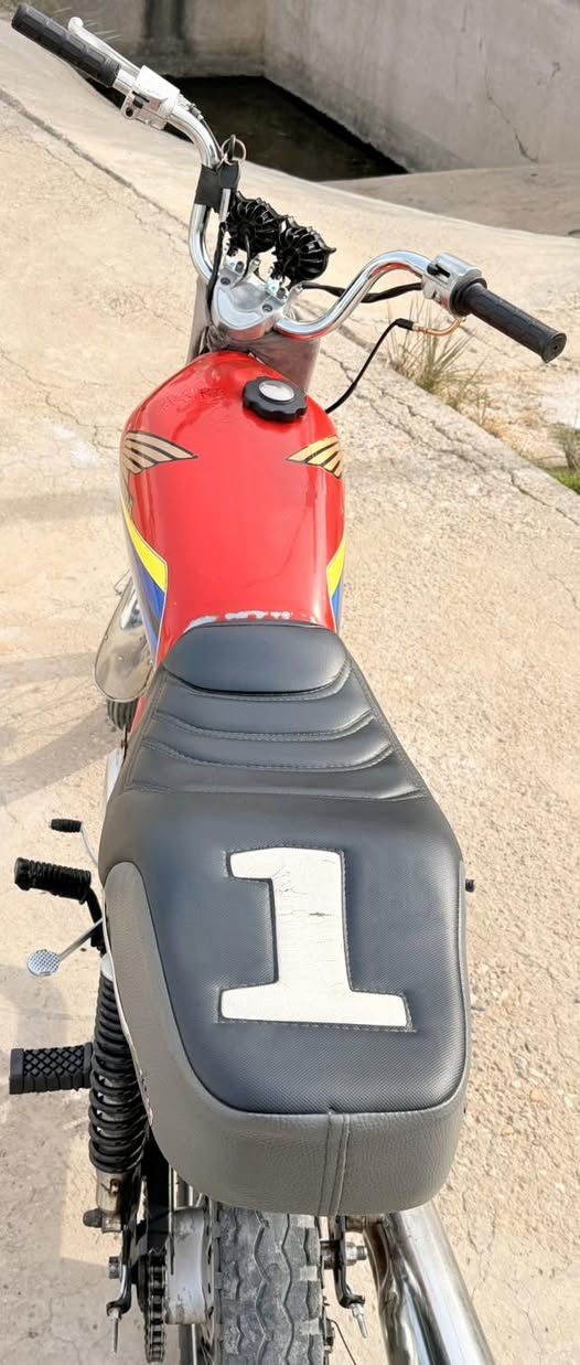 نامه للبيع بدون نظيفه ومرتبه قبل اسبوع سويت عليها ادامه غيرت كلشي بيها جديد


**إذا كنت صاحب هذا الإعلان وتريد حذفه لأي سبب، رجاءا أرسل رسالة إلى الدعم الفني**