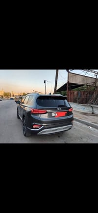 للبيع سنتافيه موديل 19 فول 1\1 فيأيبي محرك 2000 تيربووو السياره حادث ج...