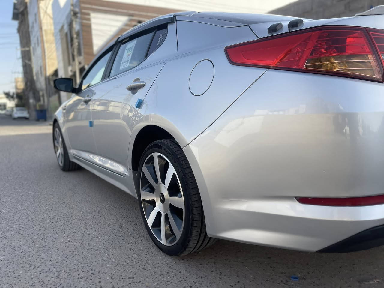 سلام عليكم بيع سريع كي فايف 2013 وارد كوري جاهزه السياره حلوة تخم تاير وحداديه وتبريد مكينه ألفين سياره ماتنكفل صبغ اكفلكياها ضربه وكصه ورسميات تحويل ثاني يوم سنويه منتهيه ***********
