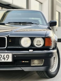 بي إم موديل 1992 فوووول موصفات 730 فل السياره بلا صبغ فقط بوند او قبغ ...