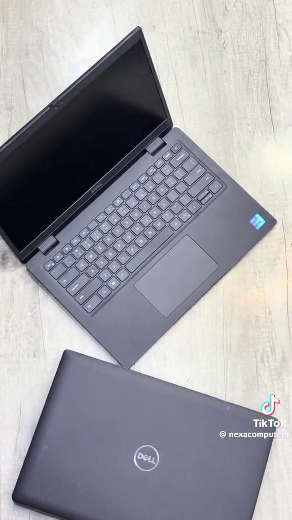 لابتوب  Dell 3420 مناسب للدراسة و التصفح والاعمال المكتبية والامن السيبراني وغيرها 
. 
السعر 290 الف مع التوصيل 
  النظافة شرط اخو الجديد تفحص بيدك واجيك 
……………………
 المعالج Core i5-11 th جيل عاشر 
 ذاكرة الوصول العشوائي (الرام) 8GB 
 التخزين( الهارد) 256GB SSD 
كارت شاشة انتل داخلي  4GB 
 مقاس الشاشة 14 انج 
 كيبورد  عربي انكليزي 
الرام والهارد قابل للتطوير 
…………………………………
***********
