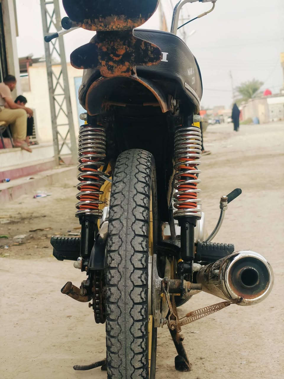 سلام عليكم درجة ايراني البيع اوراق كامله نضافه  100/السعر 900وبيه مجال /رقم الهاتف /***********
