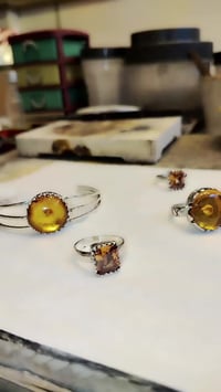 احجار كريمة • فضيات • بغداد