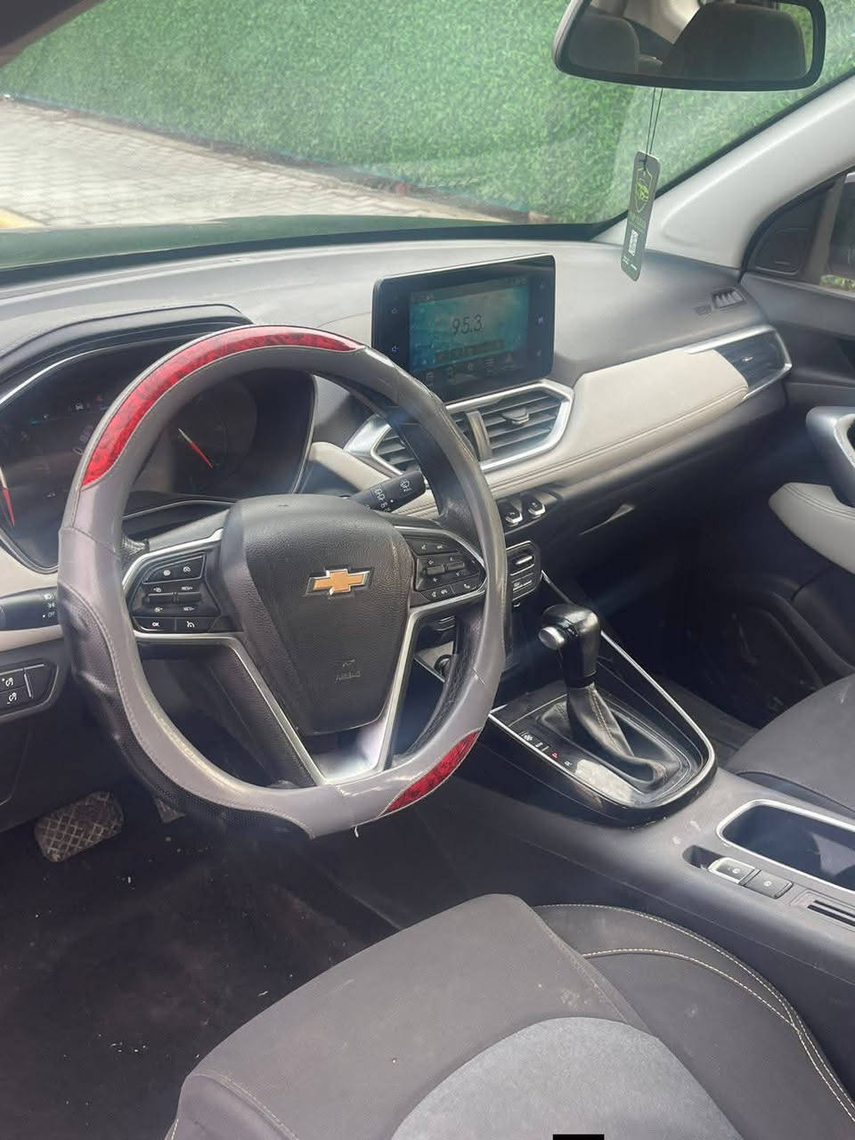 مكلف بل نشر السعر ١٣٥ وبيها مجال بسيط *********** اتصال مستعجل عل بيعه 
كابتيفا موديل ٢٣....محرك 1500 تيربو....موديل ٢٣ خليجي فول مواصفا
