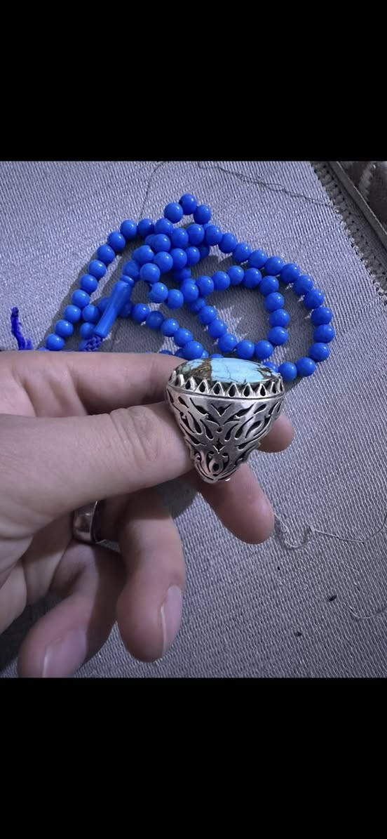 محبس نيشابوري بل ذمه للبيع لسعر 100الف عنواني بغداد مدينه لصدر ***********
