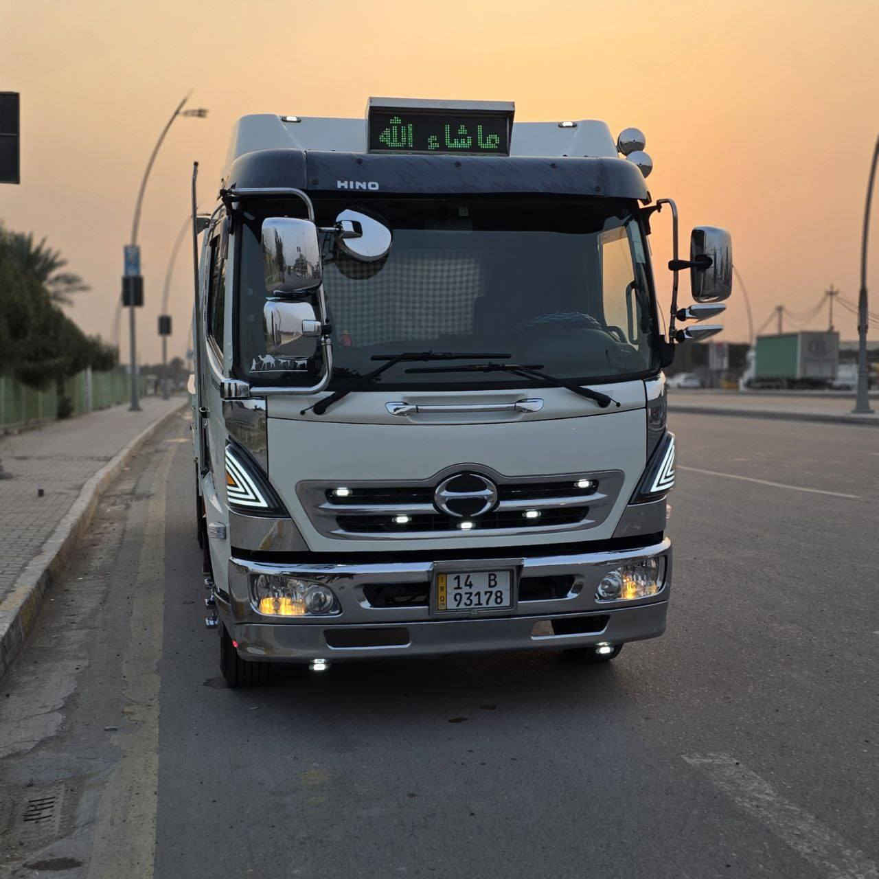 سلام عليكم هينو شيطان كرين
موديل 2021 مكينة80فول عادي بلادي كرين مخالف 3 سلايتات يوكان 

طول ابدي 565/سم/ 

بكان سيارة بغداد 

رقم هاتف/***********
