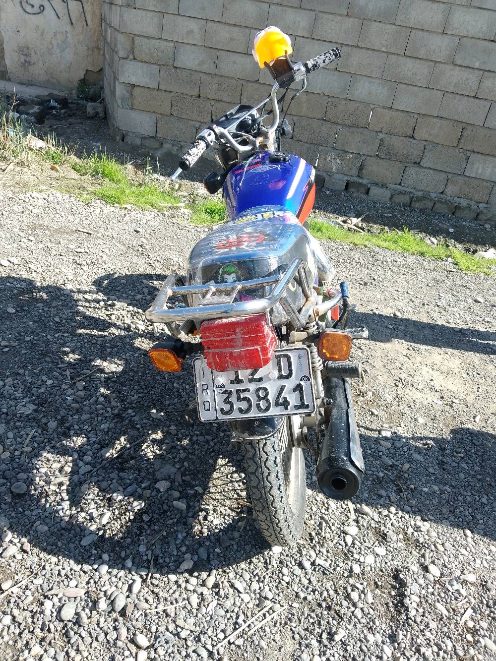 العنوان موصل حي السومر الماطور بمكاتبه واذا عندك عارض سياره سايبه 