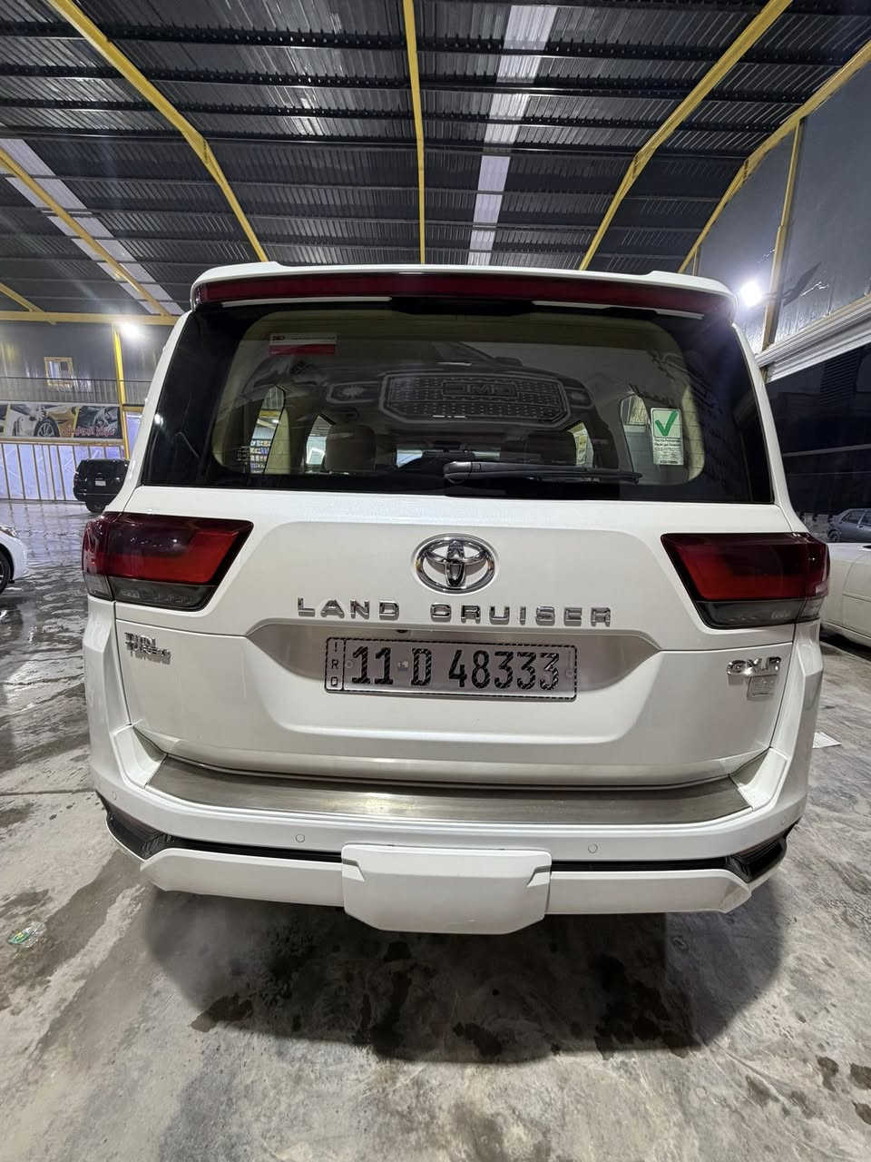 لاندكروز 2023 GXR
السياره بريم اصل

٣ شاشات تطبيق

ماشي 30 الف فقط 

محرك تون تربو 🚀🚀

مرقم بغداد بسمي 

فوووول فتحة وكشن تدفئة تبريد وباقي المواصفات 

السيارة بيه جاملغ مبدل اصلي وكاله جهت السايق

السعر 580  
المكان بابل شارع 60 

‏***********
