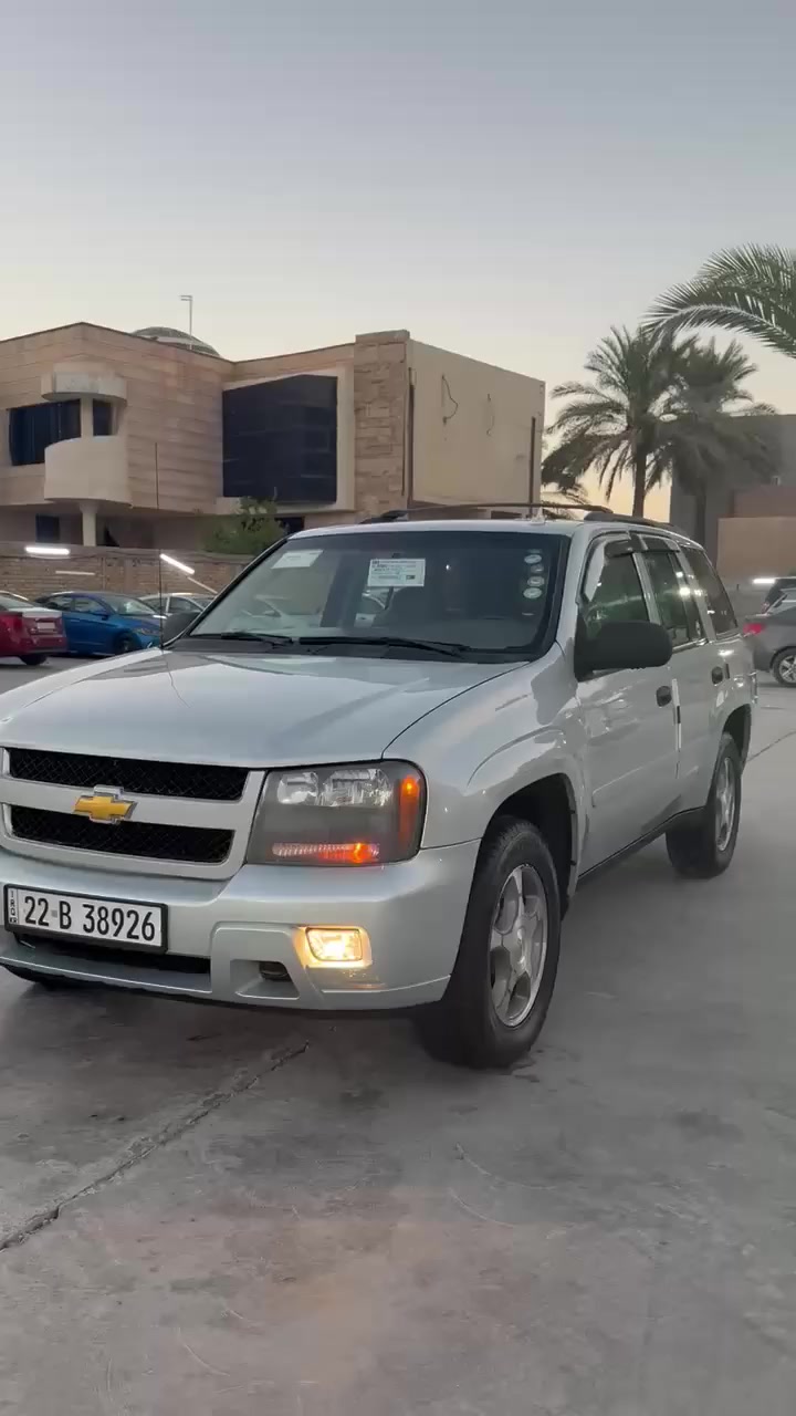 بلايزر موديل ٢٠٠٨ كفاله عامه قطره صبغ مابيها مكينه كير حداديه تخم تاير كوله جديد وبشرط الفحص رقم سنويه جديد تحويل ثاني يوم مكان السياره كربلاء الشراي يتصل مامتواجد ع الفيس السعر ١١٢ مجال حك الجيه  ***********  تحياتي للجميع
