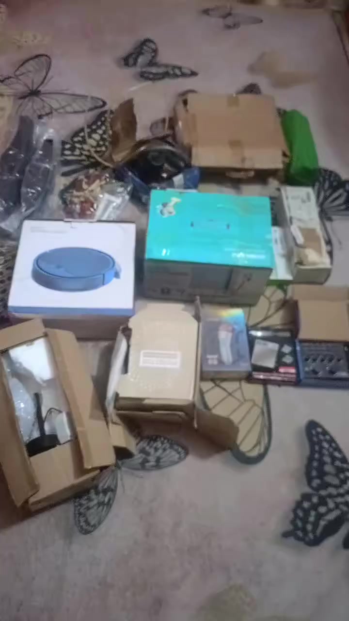 سلام عليكم شاهد الفيديو للنهايه كل تفاصيل بل فيدوه شلعه كل جديد شغال واي شيء تفضل خاص اخوان 15 قطعه وياهم ساعة هاديه سعر الشلعه 150 الف الي على باب الله تفيدكم *********** هذا رقم متوفر توصيل جميع المحافضات
