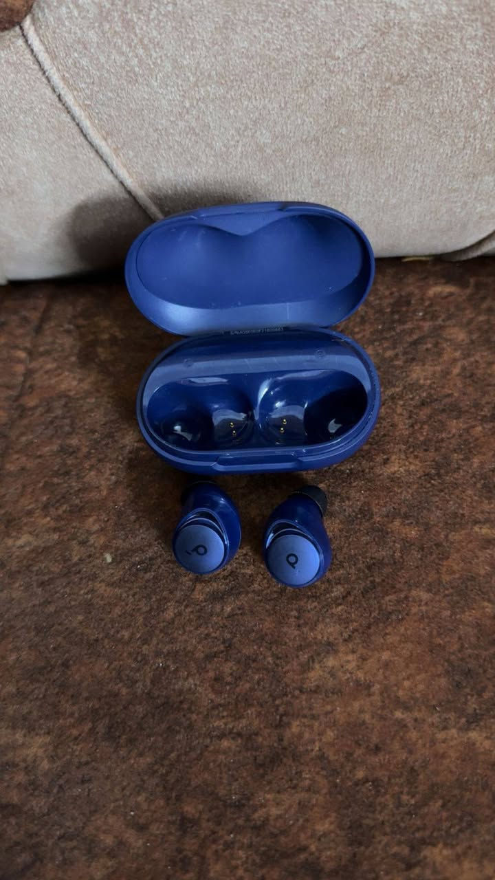 السلام عليكم
9 قطع انكر 
ابيعهم شلع شرط الشغل 
اكو بيهم كم قطعه بدون لاستيكات فقط 
السعر 150 شلع تطلع الوحده ب16 ونص عليك 
واذا مفرد كول قطعه وسعرها


**إذا كنت صاحب هذا الإعلان وتريد حذفه لأي سبب، رجاءا أرسل رسالة إلى الدعم الفني**