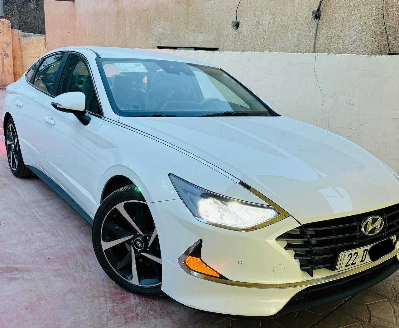 اعاده النشر
سوناتا خليجي ٢٣ مكفوله ماشيه ٤٨ الف مواصفات الخليجي بصمه شاشه حساسات اماميه جانبيه سياره مال بيت وجديده عل ايدي سياره احلى من الصور 
عنواني كربلاء 
***********
