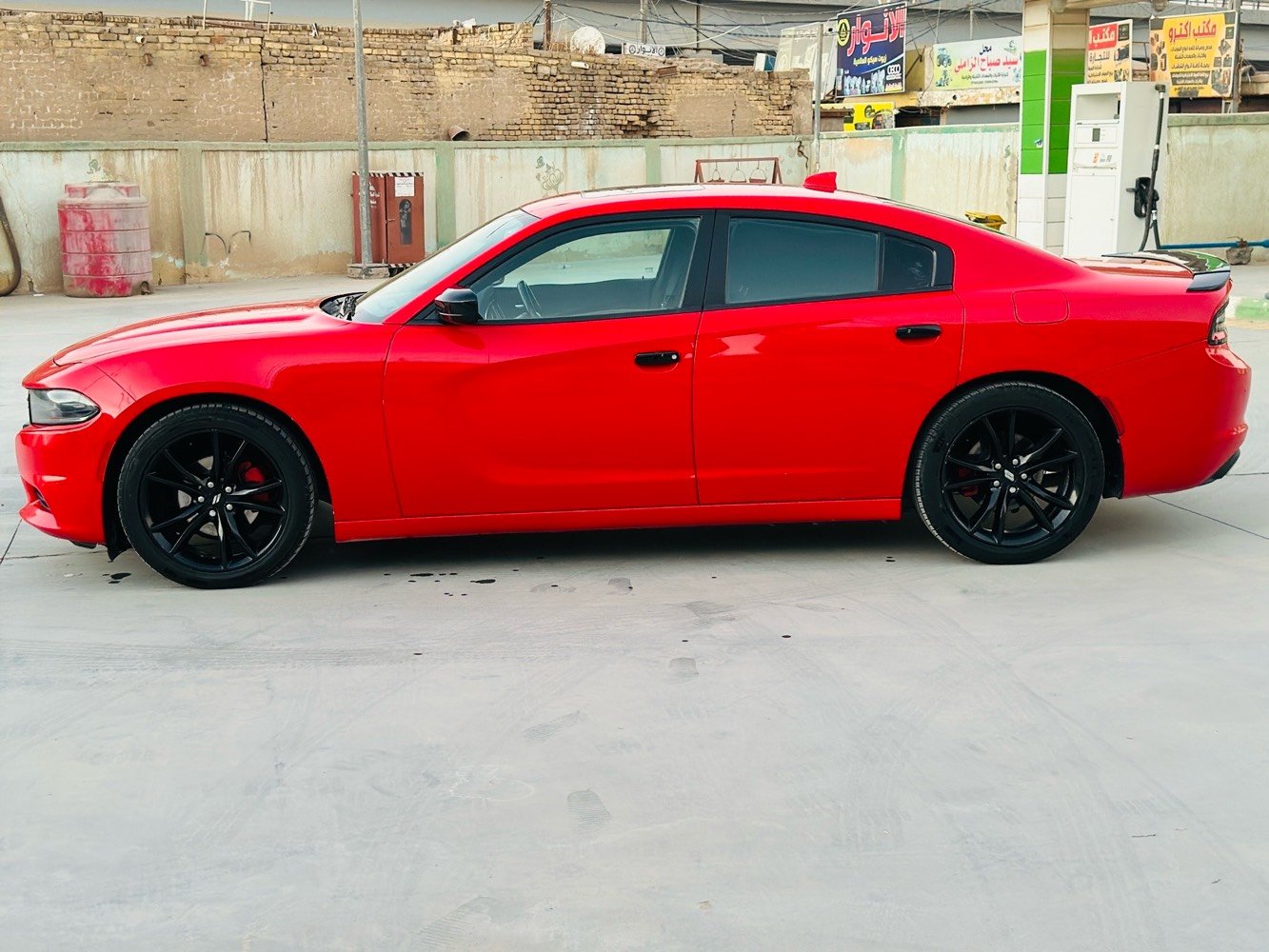 جارجر SXT 2018 لون احمر ناري وارد كندي مكفوله السياره عدى بارد مكدار شبر جوه بطرف باب الصدر بارد فول مواصفات رادار جانبي فتحه حساس كشن حضن تدفه هيتر  بالمري  عليه ادامه كامله ماتصرف عليه ربع رقم اربيل كير محرك  
3600 على الشرط  حداديه جديده تخم تاير جديد السعر 230  
***********