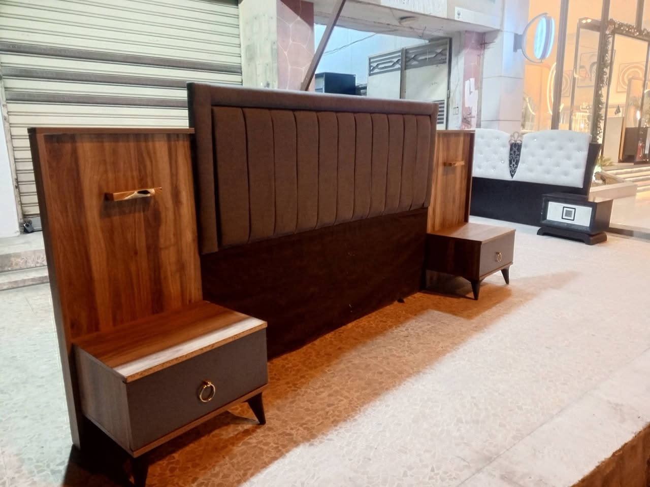 غرفة نوم تركي مستعمل تتكون من 6 قطع نظافة 100%100...
عنوان المعرض.   
معرض الحياة ..موصل سايدين القادسية الثانية مجاور مجمع الضمان الطبي او شركة أسيد للاتصال او الاستفسار ***********
***********
يتوفر واتساب الشد والنقل مجاني داخل الموصل وضواحيها
