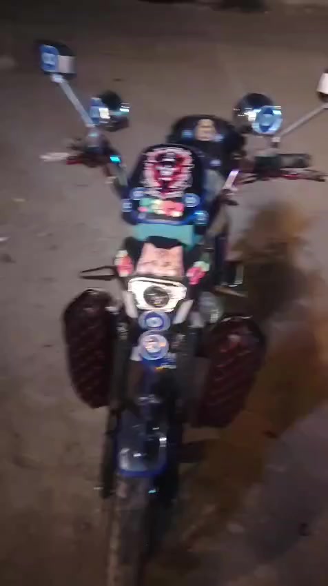 السلام عليكم دراجه شحن لبيع موديل 2025 بطاريات فول عل فحص لايتات كهربائيات كله شغاله  هورن سماعات بلوتوث كلشي شغال صندق تشغيل عن بعد بصمه بل سكان دبل اشاره
الاتصال عل الرقم 

***********
