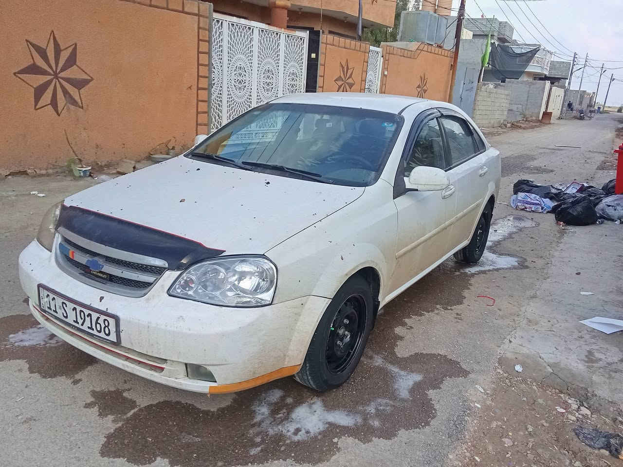 السلام عليكم
للبيع شوفرليت أوبترا 
موديل 2012
السياره مال الشركه العامه 
رقم بغداد انگليزي بسمي تحويل ثاني يوم 
سياره جاهزه ومابيه نقص برغي گير ومكينه وصدر أمامي خلفي وباتري تخم تاير كلهن بشرط 
ماشيه 178
سياره بيه صبغ چامرلوغات اماميه وبنيد بشرط بدون دواخل وين ميعجبك افحص 
والقماره هم بيه صبغ واگعه عليه قمريه مكفوله من الگلبه والدعمه القويه الصوره مال القماره بل منشور من واگعه عليه القمريه  بشرط سونار مرفق بل صور حته شهر مصار من سويته وين ميعجبك افحص 
هاتف ***********
مكان السياره ديالى قرب السيطره مال الغالبيه 
الشراي يتصل ويتدلل 
وأسف عل اطاله المنشور
