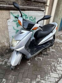 سكوتر 110 • ياباني • دراجة نضيفه