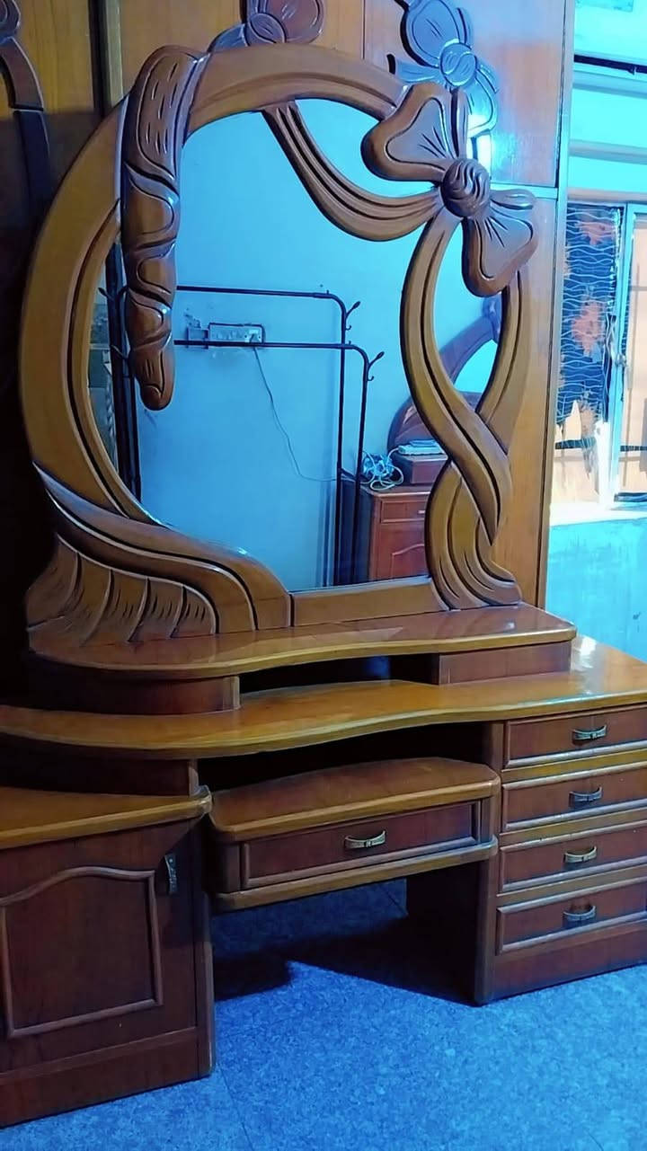 سلام عليكم
غرفة نوم للبيع جدا نظيفة سبب البيع تجديد اثاث فقط
السعر مليون و٤٠٠
خشب عراقي شغل درجة اولى
لاضربة ولا شخوط والقفال واليدات كاملة مابيها  اي نقص
للتواصل واتساب ***********
