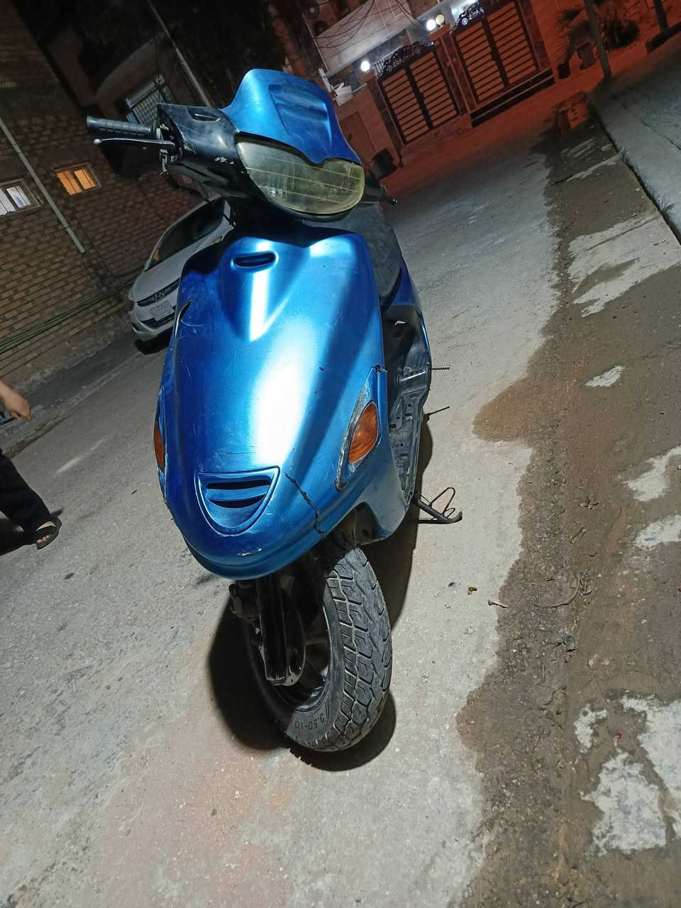 دراجه فراشه فحل للبيع مكينه ناعمه توني مجفتها كهربائيات شغاله اشاير قفل جنطه لايت عوزه بس باتري  السعر 275 نجف حي السلام ***********
