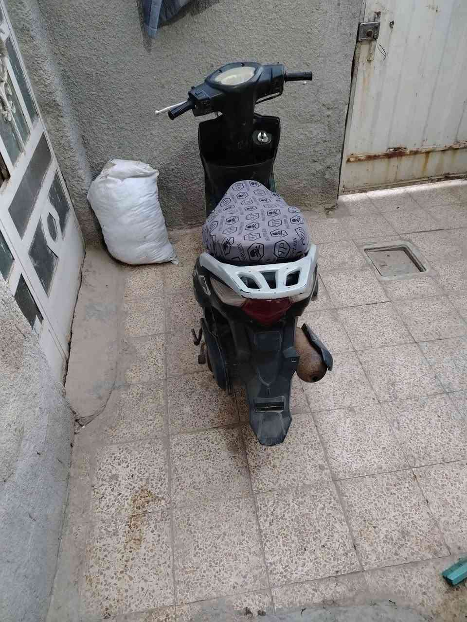 دراجه ناريه للبيع او للمراوس مكان بابل ***********
