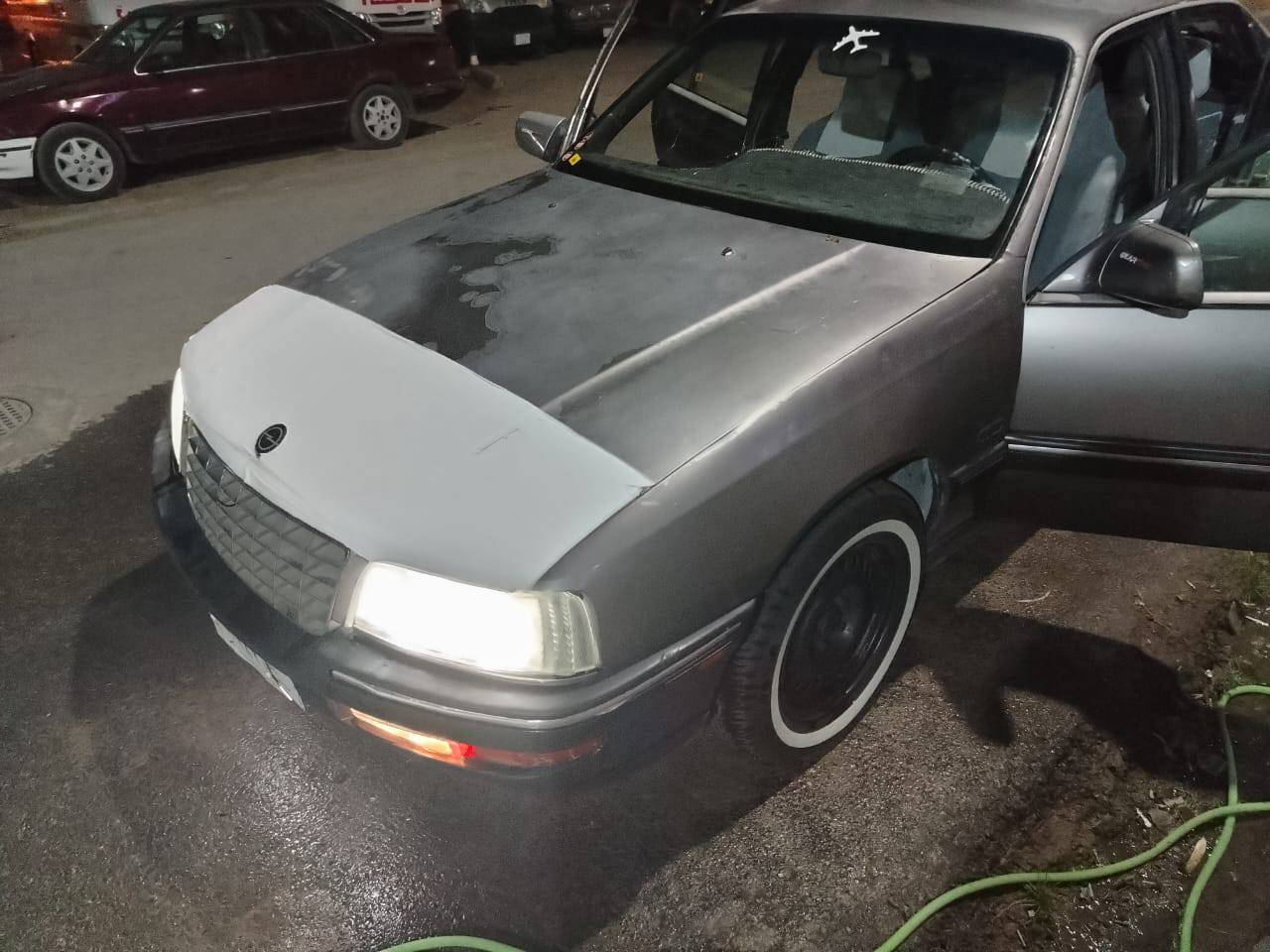 سياره اوبل سيناتور موديل 88  رقم كركوك مشروع وطني صاحبها ايريد تحويل العنوان بغداد  مدينة الصدر سياره جاهزة كير او محرك كفالة شرط صدر أمامي او خلفي خير من الله بيع او مراوس السعر 28 رقم الهاتف *********** نقص بس الدعامية الخلفية
