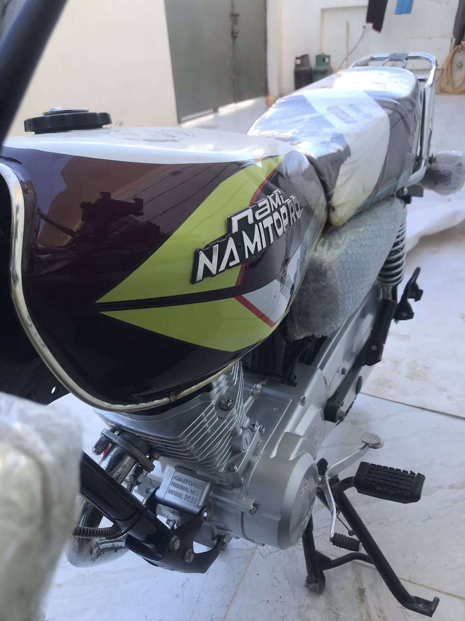 السلام عليكم دراجه للبيع دراجه نامه برو الموديل 25 ماشيه 5000 كهربائي كله شغاله بيها شلعه تشك الكاع السعر 725 وبيها مجال المكان ديالى دلي عباس الرقم الهاتف ***********الموشراي يفوت المنشور🤍
