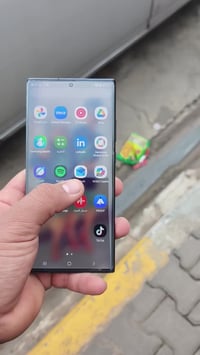 سامسونج نوت 20 • نظيف ٩٠٪ • كركوك حي نداء