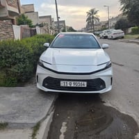 تويوتا كامري هايبرد LE 2025 [ بانوراما ]  اقتصادية، فخمة، ومصممة للسوا...
