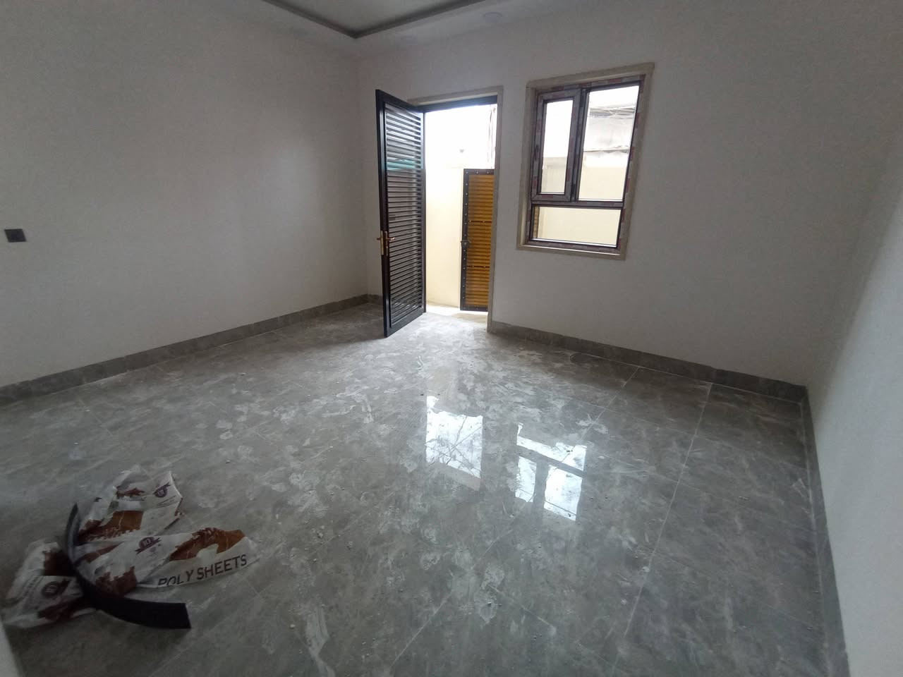 دار زيـرو طـابـقـيـن للـبيـع 👌
يصلح للاستثمار او السكن 🏡

موقع مميز حي الحدباء 📍
قـرب سـايديـن الـصـورة📍

بـناء حـديث زيـرو و تـسليم فـوري 🔑
الطابق الثاني معزول بدرج خارجي 👍

مساحة الدار  120 متر 📏
الواجـهة 10 متر غروب 🌅

الطابق الاول ☝️
استقبال + مطبخ كبير + مناور
+ صحيات + غـرفتين نوم كبار

الطابق الثاني✌️
استقبال + مطبخ + صحيات
غـرفـتين نـوم كبار + سـطـح 

كافة الاسعار في قناة التليكرام 👇

https://t.me/makteb_alsanabil

اذا عـنـدك عـقـار وتـريـد تـبـيعـه
تواصل معانا على الارقام التالية
يــتـوفـر واتــسـاب + تــلـيـكـرام

*********** اسـيـا ☎️
*********** اسـيـا ☎️
*********** كورك ☎️

لـدينـا الـمزيـد مـن الــعروض الـمـميـزة 👌
اذا كان لديكم اي استفسار او استشارة 🖐️
يـمكنكم مـراسلة الـصفحة بشكل فوري ✉️

#_مكتب_السنابل_للعقار
#_الموصل 
#_حي_الحدباء
#_دار_للبيع
