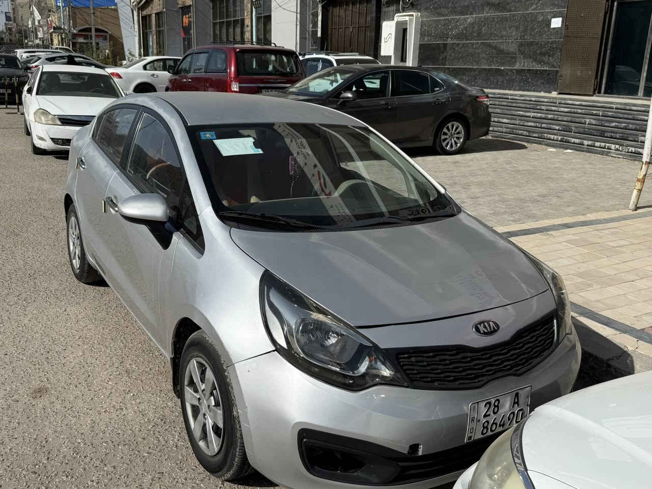 كيا ريو رقم نجف موديل 2015 خليجي سنويه بأسمي الرقم والهزة جديد حادثها بسيط السعر 88 وبيها مجال موبايل ***********
