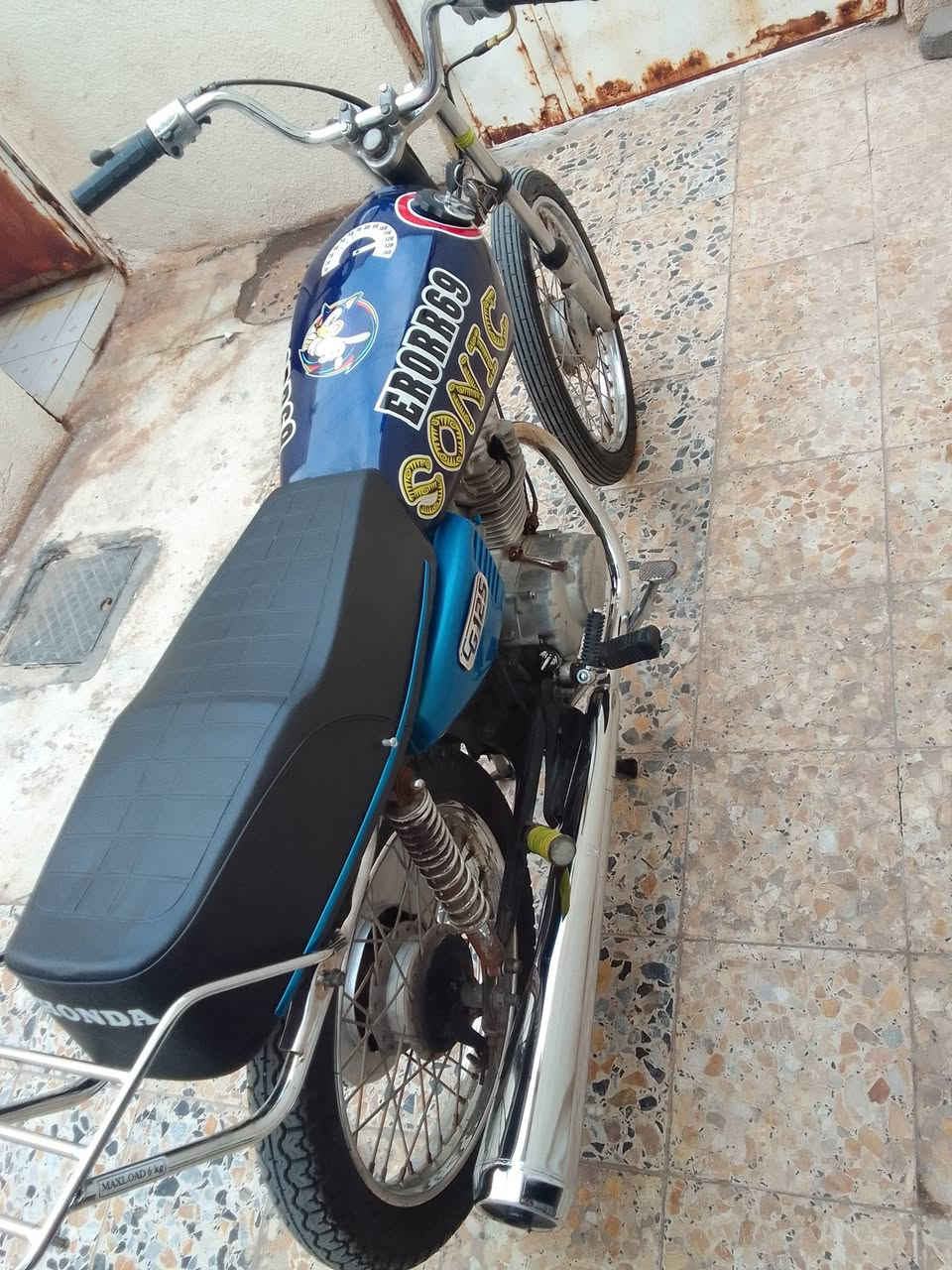 دراجه للبيع اوراق السعر 450)***********
