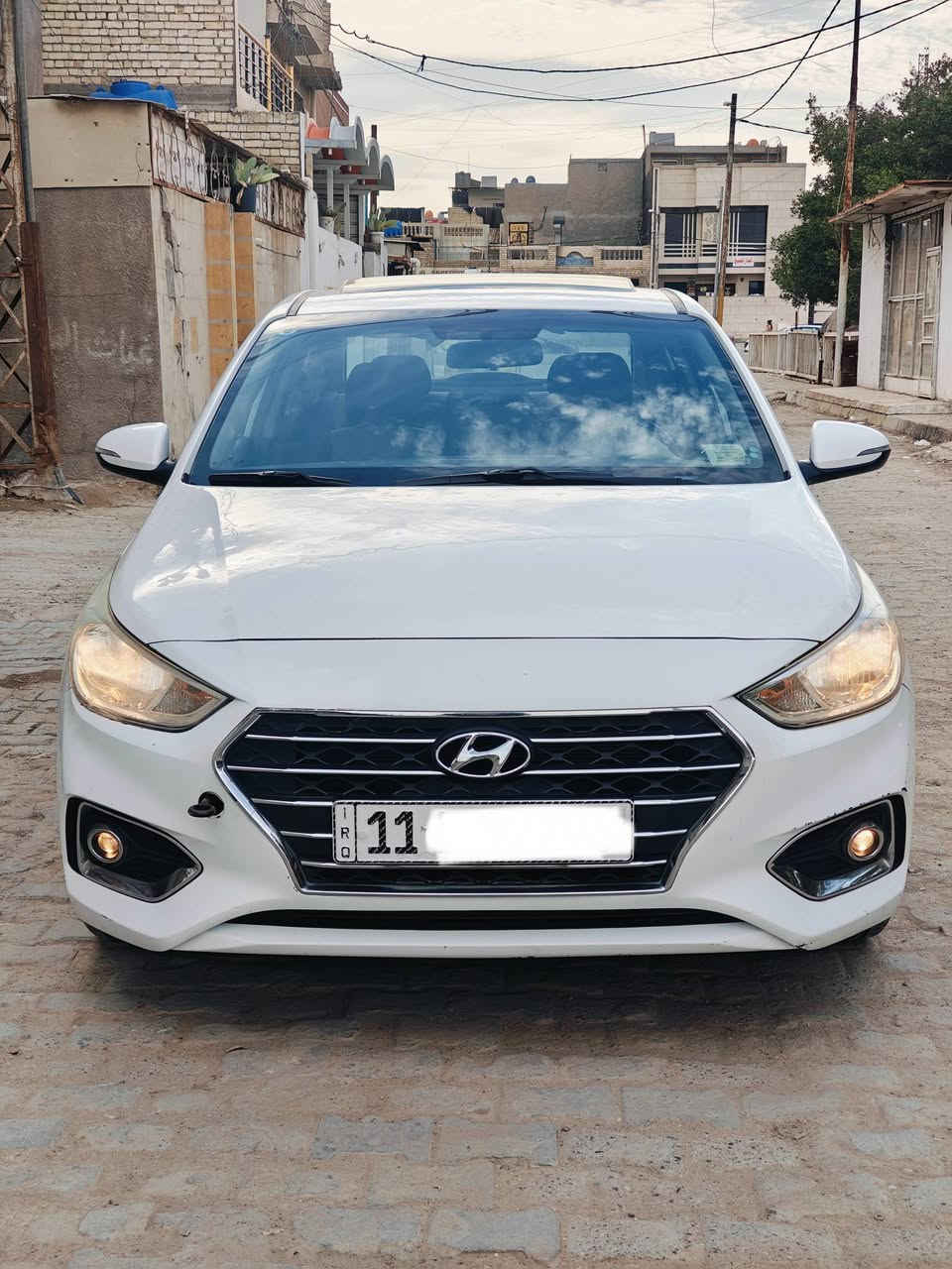 سلام عليكم
هواندي اكسنت 
خليجي 
موديل 2020
مكفوله من ضربه وصبغ وتبديل فقط بيها حالوب 
باقي السياره كفاله 
السونار مرفق مع المنشور 
الموصفات 
مكينه 1600 دكشن عالي 
فتحه سقف 
حساسات 
كامره دواره 
تحكم استيرن جهتين 
اشاير ب المري 
ماشيه 100 
شاشه كبيره 
قطعتين تبريد 
5 ويل كب 
حداديه صدر تخم تاير تبريد ثلج السياره جاهزه للاخير مابيها كل نقص 
رقم بغداد الجديد 
مشروع وطني تحويل مباشر 
س 115 
مكاني بغداد 
ه‍ ***********
