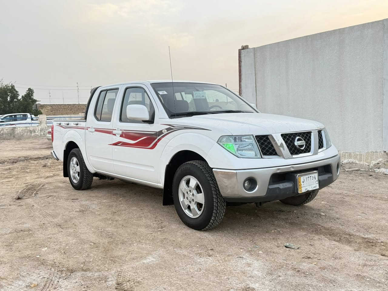 سلام عليكم نيفاره ٢٠١١ كفاله عامه من ضربه وصبغ وتبديل تخم تاير تبريد ثلج مكينه كير حداده جدد *********** مكاني البصره القرنه سعر ٩٨
